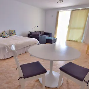 https://tejita-seaview-apartment.tenerifehoteles.net